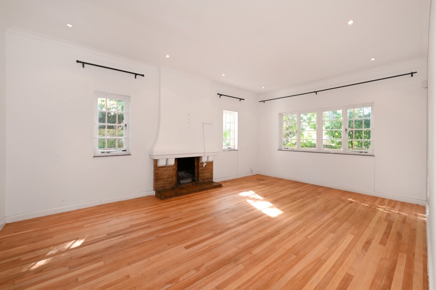 To Let 4 Bedroom Property for Rent in Newlands Western Cape